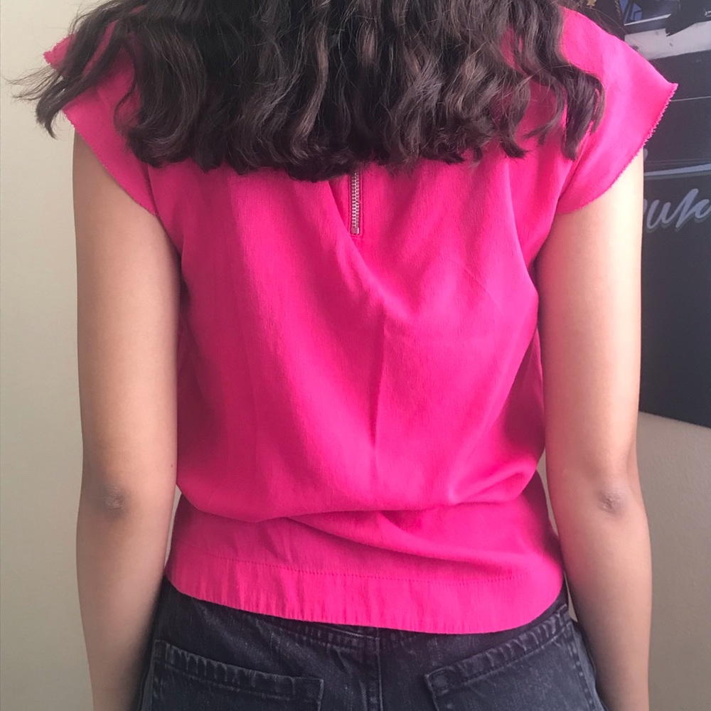 Pink blouse - Picture 3 of 3